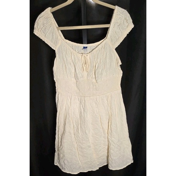 Old Navy‎ Women's Medium Ivory Eyelet Mini Dress - Picture 1 of 7